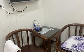 Nam Cường Motel - Phòng đơn có cửa sổ thoáng mát khép kín - Thang máy